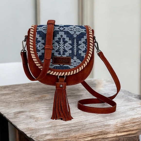 Wrangler Handbags - New Wrangler Aztec Print Tassel Crossbody Bag Detachable/Adjustable Strap 8"x7.8